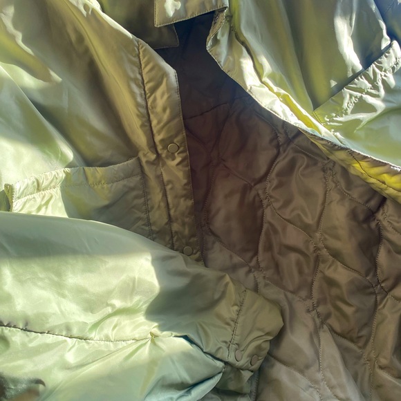 Oversized quilted jacket with pockets - Picture 2 of 2